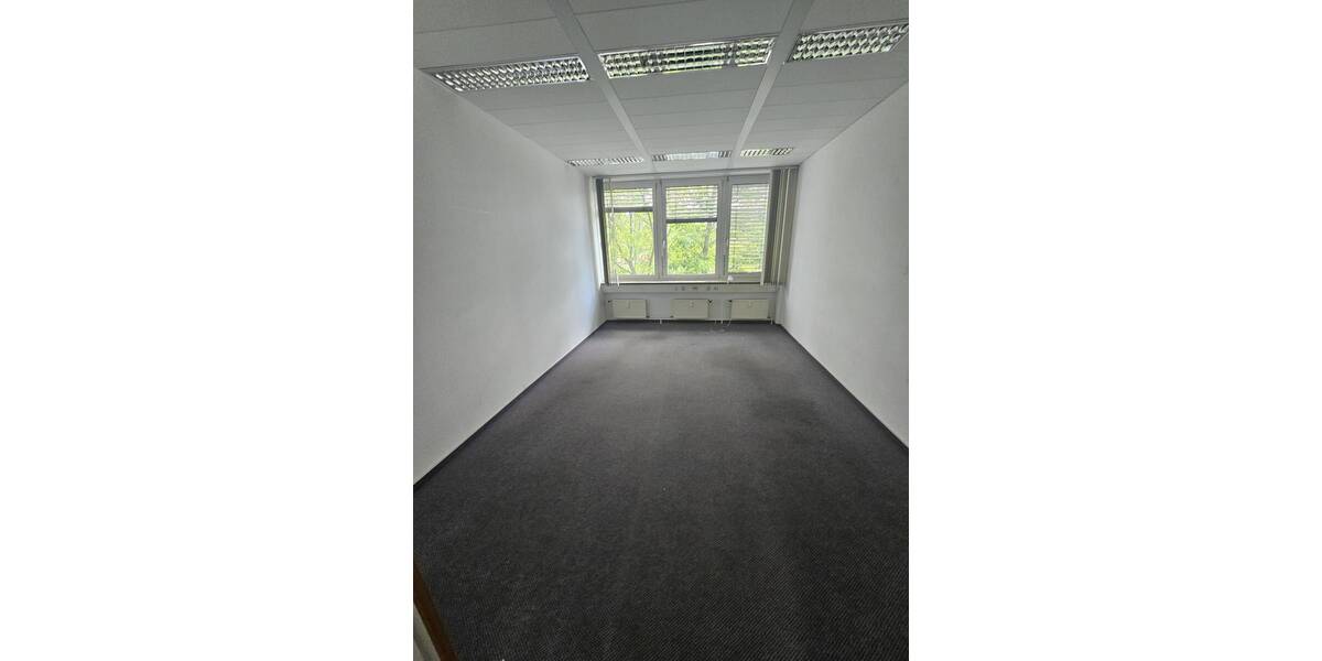 Gewerbeobjekt Leipzig Schönefeld-Abtnaundorf - 1 Zimmer, 510 m&sup2;, 4.340&euro; | Angebot:25999696