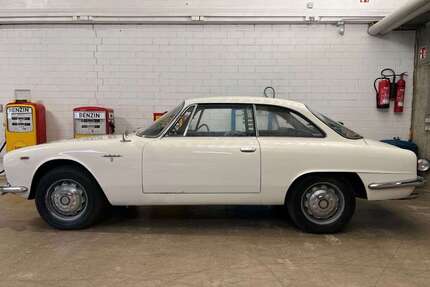 Alfa Romeo Sprint