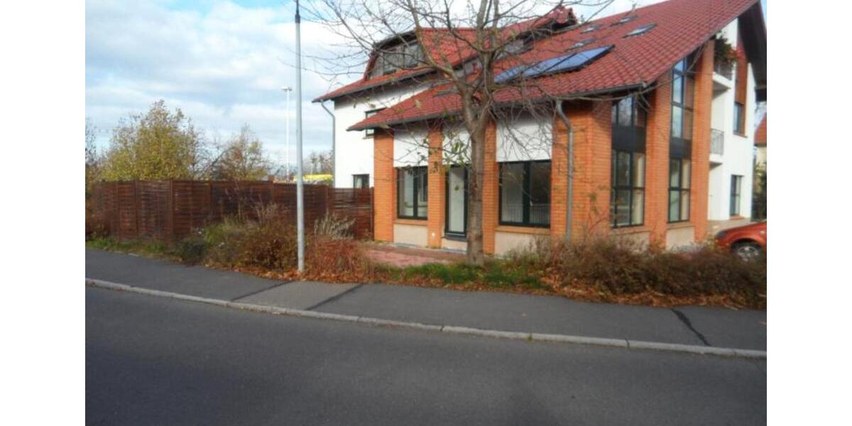 Helle schöne 3-Raum-Wohnung mit großem Bad und auf Wunsch 100m² Garten – frisch renoviert in Bennewitz zimmer