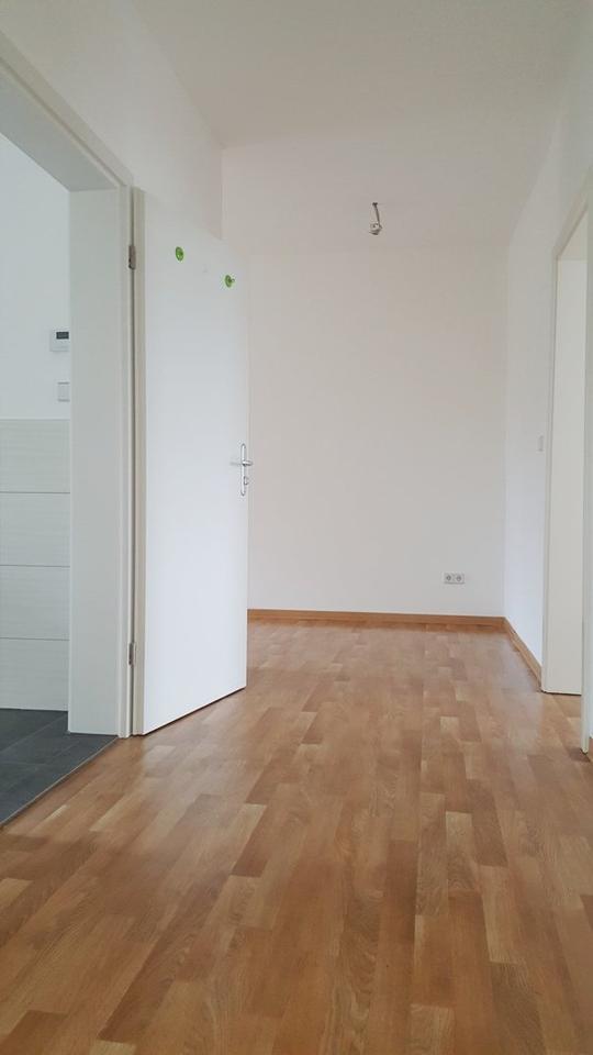 ZENTRAL MITTENDRIN + Ecke Rewe Gorkistraße + HELL & GERÄUMIG zimmer