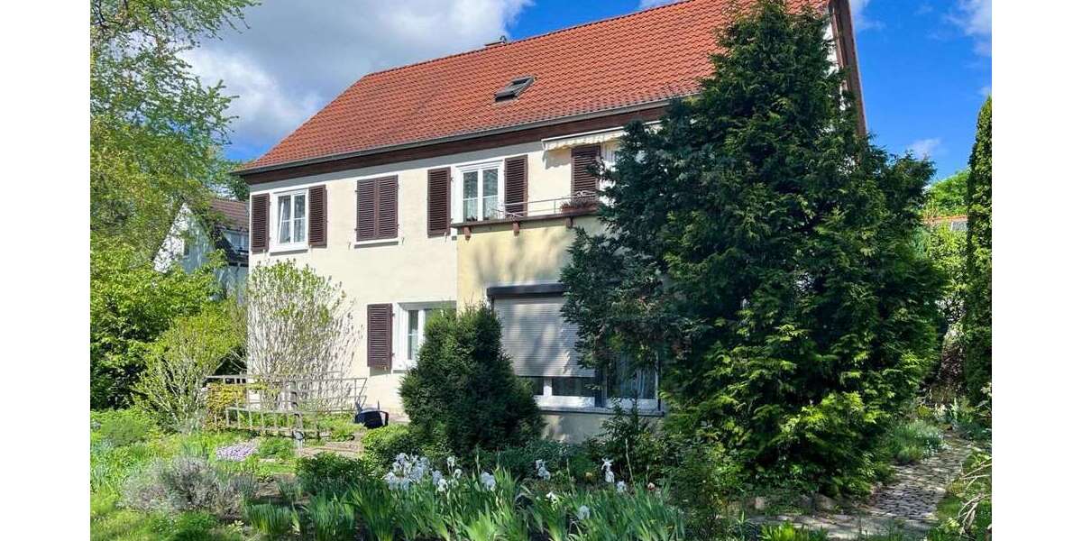 Haus zum Kaufen in Schkopau 330.000 € 200.2 m² 8 zimmer