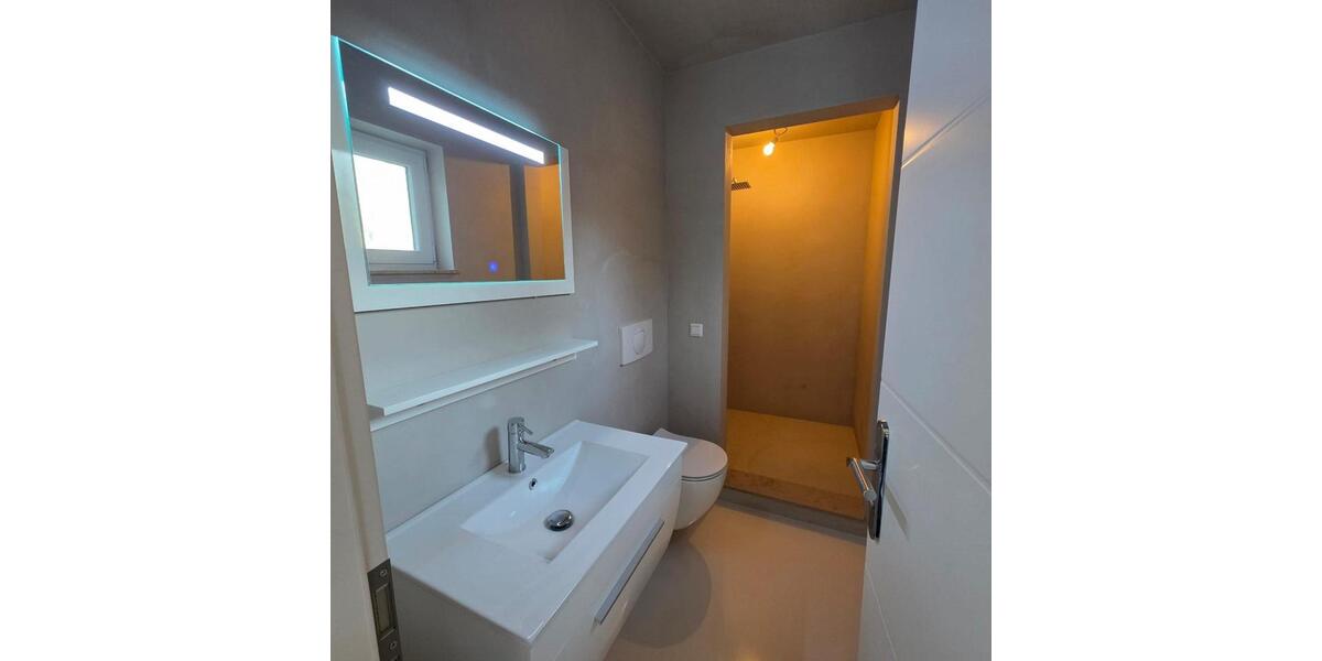 Einfamilienhaus Hohenmölsen - 5 Zimmer, 121 m&sup2;, 349.000&euro; | Angebot:25924980