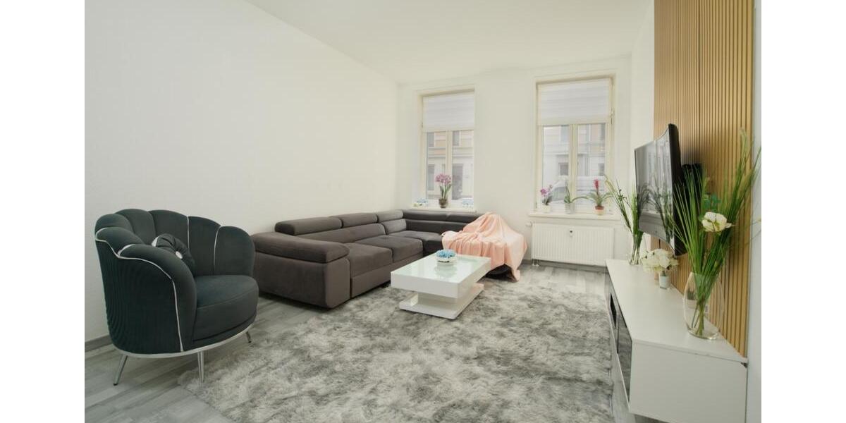 Mehrfamilienhaus, Wohnhaus Leipzig Ost - 2 Zimmer, 67 m&sup2;, 95&euro; | Angebot:24803175