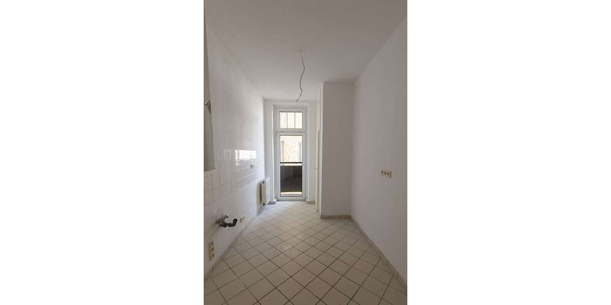 Faktor 18,9! - Saniertes Wohn- und Geschäftshaus mit Balkonen zimmer