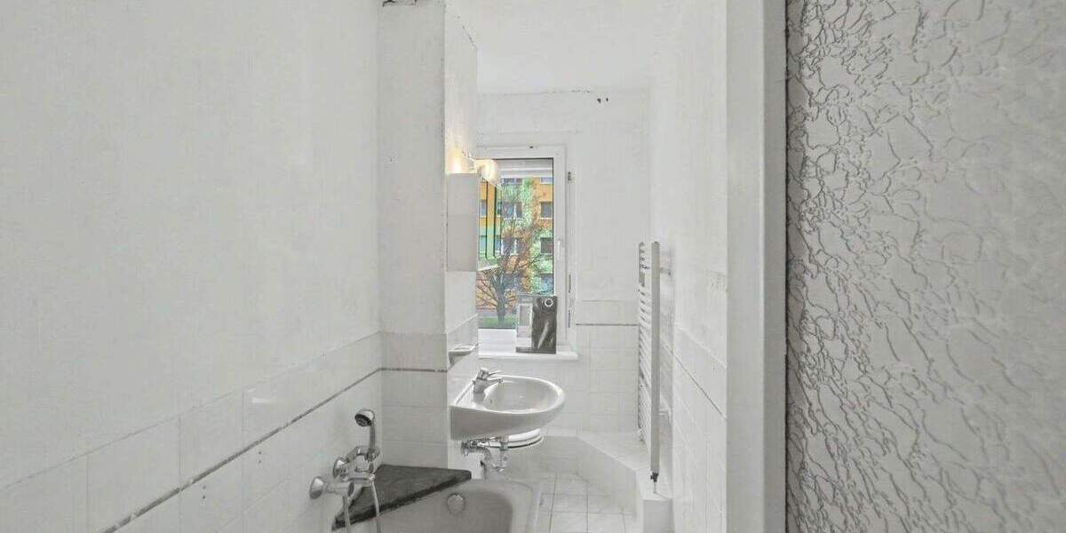 Etagenwohnung Zwenkau - 2 Zimmer, 48 m&sup2;, 69.000&euro; | Angebot:25654445