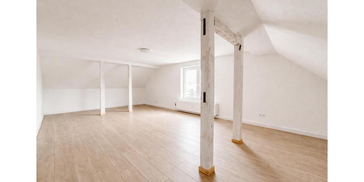 Maisonettenwohnung Delitzsch - 8 Zimmer, 196 m&sup2;, 1.186&euro; | Angebot:25758689