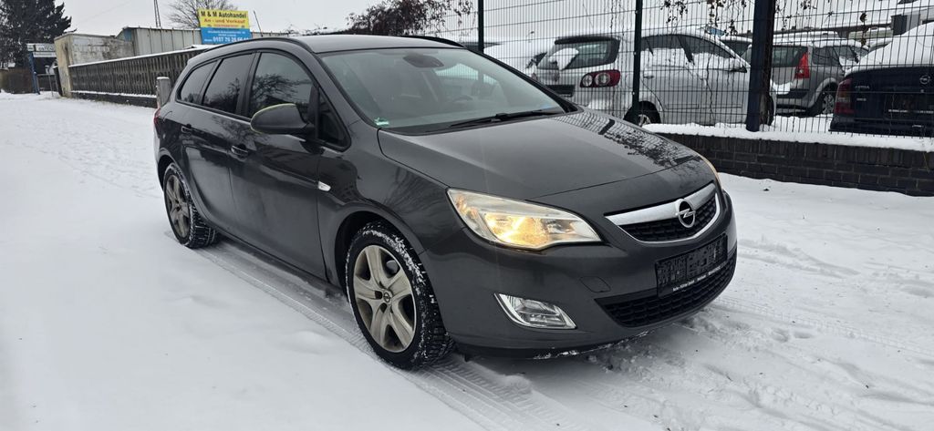 Opel Astra 210.000 km 2.990 &euro; Leipzig - Ost 04328