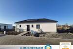 Erstbezug! Wohnen am Mühlfeldsee - Einfamilienhaus im Bungalowstil in Löbnitz zu vermieten! 4 zimmer