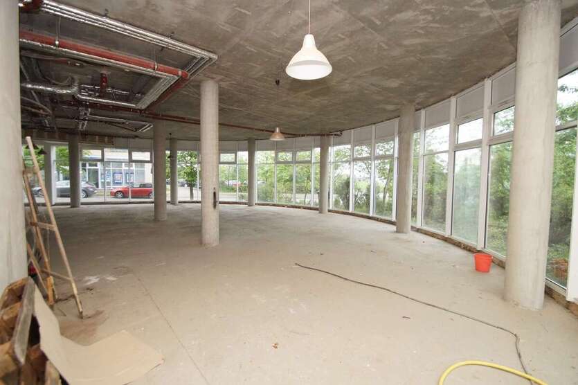 Individuell gestaltbare Praxisfläche nah am Flughafen - Teilflächen möglich zimmer