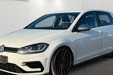 VW Golf 147.441 km 17.999 &euro; Brehna 06796