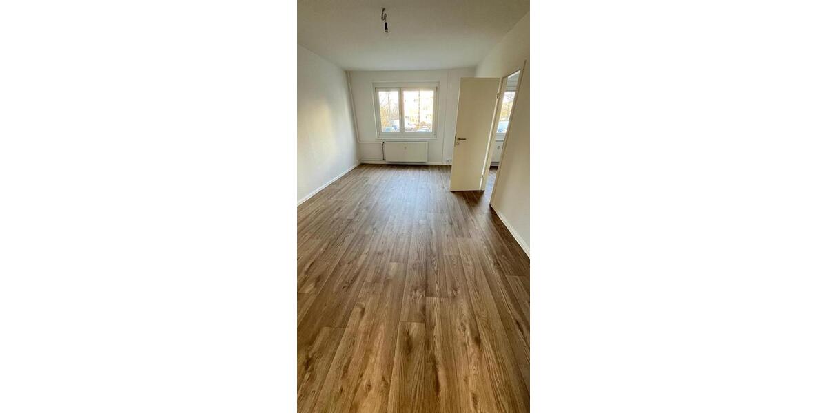Etagenwohnung Leipzig Lausen-Grünau - 3 Zimmer, 67 m&sup2;, 360&euro; | Angebot:26662736
