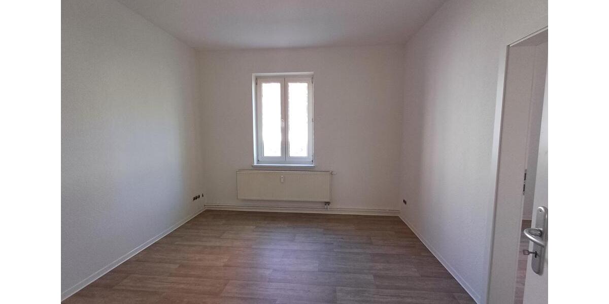 Etagenwohnung Merseburg - 3 Zimmer, 51 m&sup2;, 330&euro; | Angebot:26382349