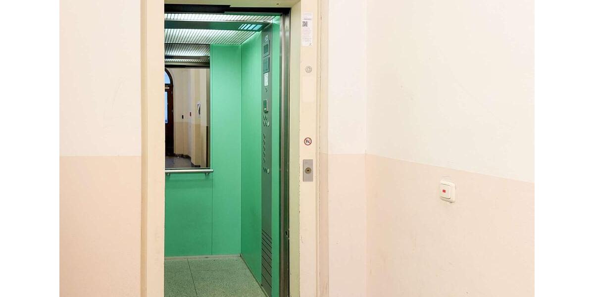 Etagenwohnung Leipzig Mitte - 2 Zimmer, 74 m&sup2;, 670&euro; | Angebot:25348828