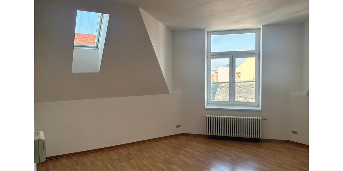Dachgeschoßwohnung Leipzig Altwest - 3 Zimmer, 99 m&sup2;, 1.000&euro; | Angebot:26490345