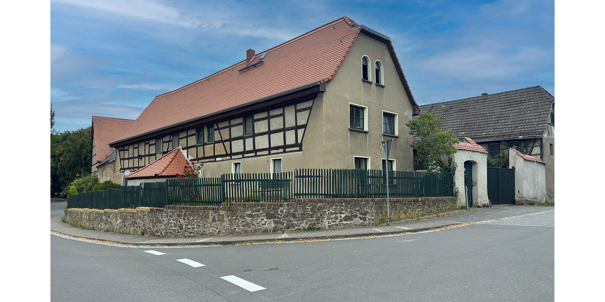 Mehrfamilienhaus, Wohnhaus Großpösna Dreiskau-Muckern - 7 Zimmer, 150 m&sup2;, 550.000&euro; | Angebot:25390840