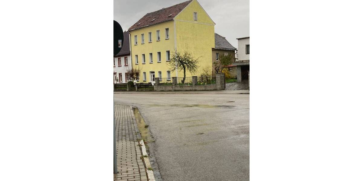 Mehrfamilienhaus, Wohnhaus Bad Lausick - 8 Zimmer, 235 m&sup2;, 159.000&euro; | Angebot:26142639