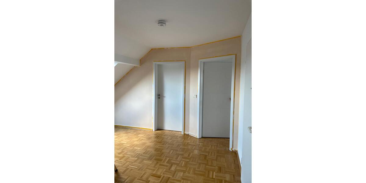 Dachgeschoßwohnung Markkleeberg - 3 Zimmer, 68 m&sup2;, 820&euro; | Angebot:26251945