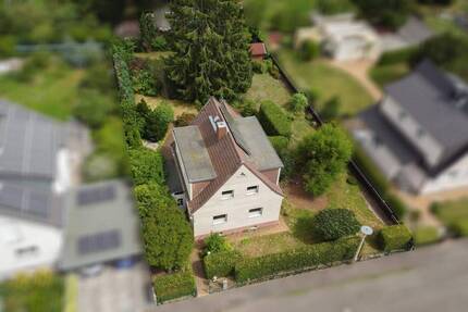 HIER KÖNNEN SIE SICH VERWIRKLICHEN Familiendomizil mit Garten in innerstädtischer Siedlungslage 4 zimmer