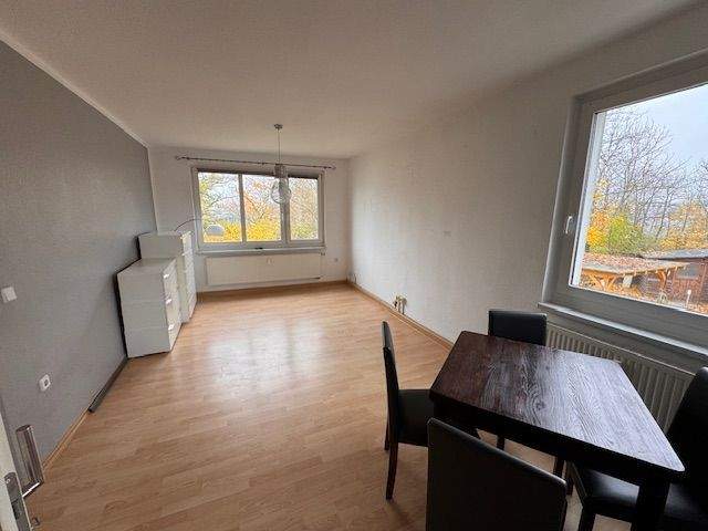 3 Zimmer Wohnung in Taucha, EBK u. teilmöbliert incl. Garten zimmer