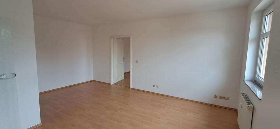  Machern am Schloss sonnige 2 Zimmer Aufzug im Haus 2 zimmer