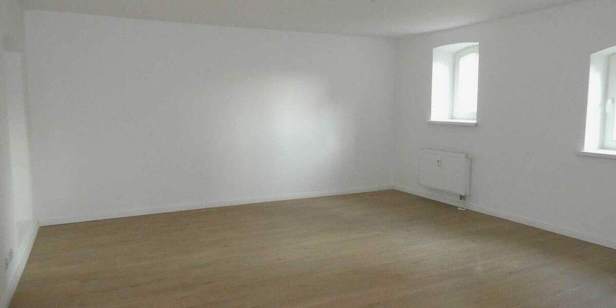 Etagenwohnung Markranstädt - 4 Zimmer, 89 m&sup2;, 850&euro; | Angebot:25822373