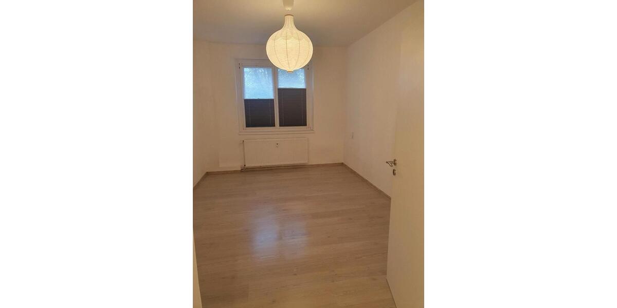 Erdgeschoßwohnung Eilenburg - 2 Zimmer, 67 m&sup2;, 659&euro; | Angebot:26237974