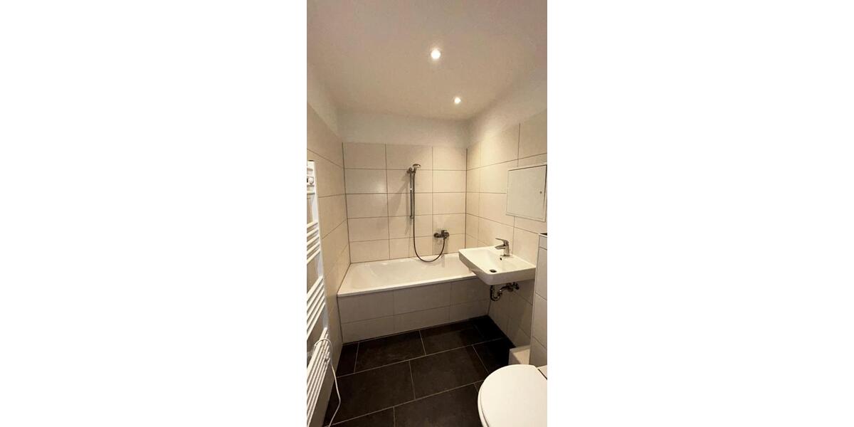 Etagenwohnung Leipzig Lausen-Grünau - 3 Zimmer, 90 m&sup2;, 485&euro; | Angebot:22305147
