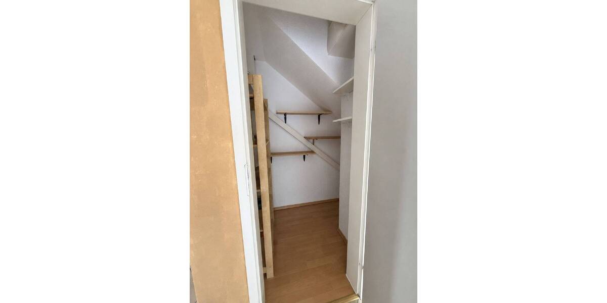 Etagenwohnung Leipzig Neustadt-Neuschönefeld - 2 Zimmer, 76 m&sup2;, 636&euro; | Angebot:26672989