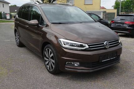 VW Touran 113.451 km 19.999 € Groitzsch 04539
