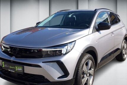 Opel Grandland (X) 31.600 km 24.490 &euro; Leipzig 04179