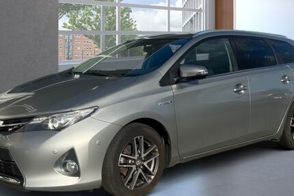 Toyota Auris 127.000 km 11.990 &euro; Eilenburg 04838