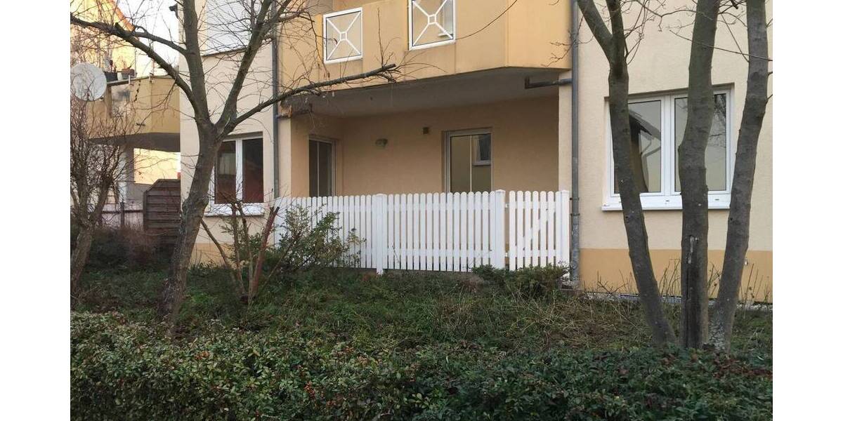 Etagenwohnung Markkleeberg - 2 Zimmer, 67 m&sup2;, 700&euro; | Angebot:26554683