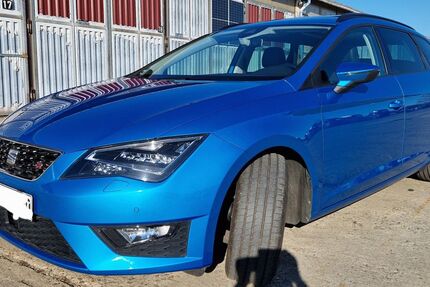 Seat Leon 127.000 km 12.990 &euro; Merseburg (Saale) 06217