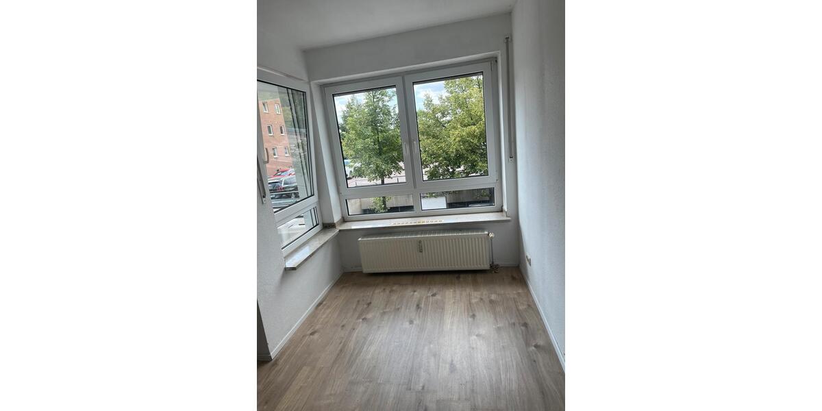 Etagenwohnung Schkeuditz - 1.5 Zimmer, 43 m&sup2;, 360&euro; | Angebot:25975804