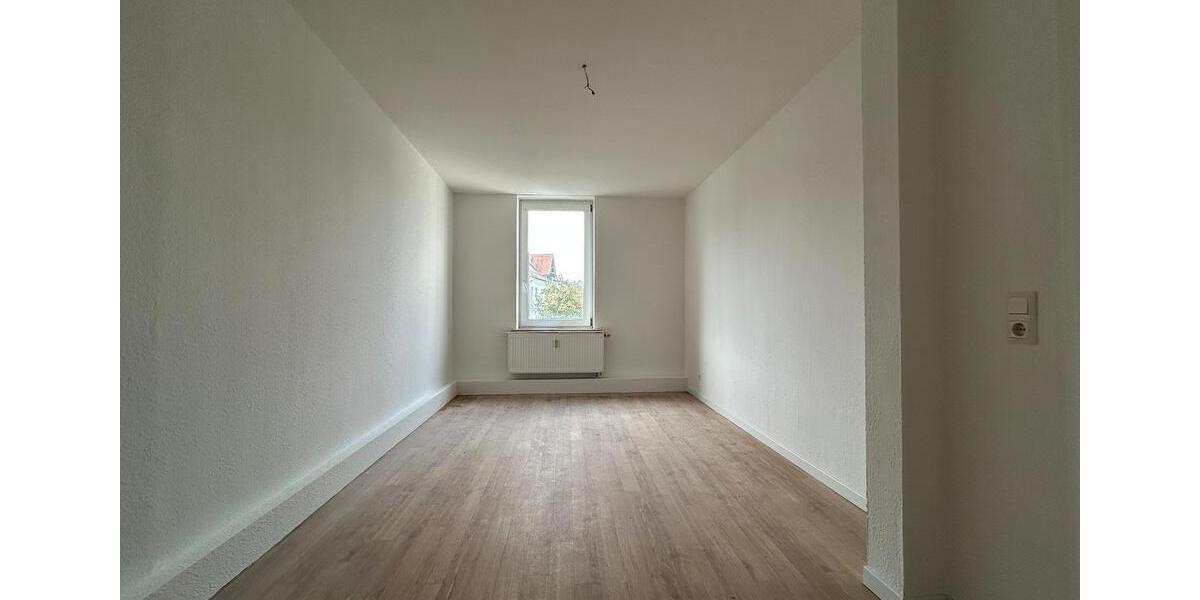 Erstbezug nach Sanierung: Helle 4-Zimmer-Wohnung in Schleußig optional mit EBK 4 zimmer