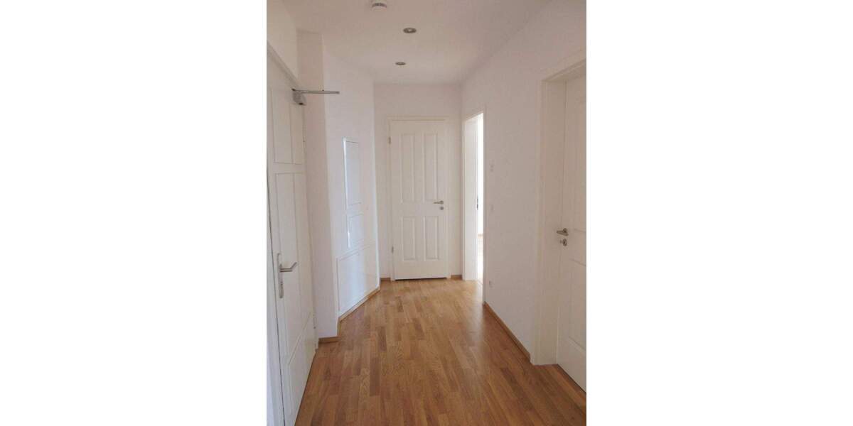 Etagenwohnung Leipzig Neustadt-Neuschönefeld - 2 Zimmer, 74 m&sup2;, 240.000&euro; | Angebot:25689037