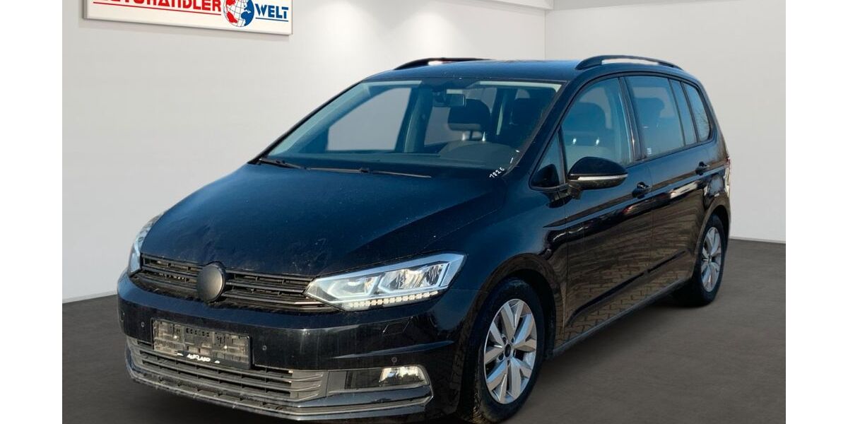VW Touran 217.878 km 10.499 &euro; Brehna 06796