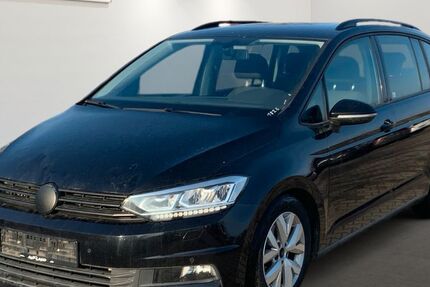 VW Touran 217.878 km 10.999 &euro; Brehna 06796