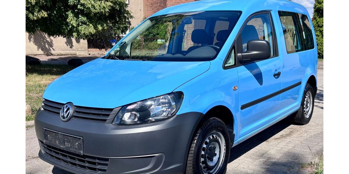 VW Caddy 102.500 km 9.690 &euro; Schkopau / OT Wallendorf 06258
