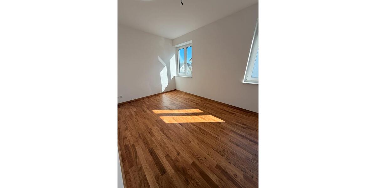 Etagenwohnung Leipzig Südwest - 5 Zimmer, 135 m&sup2;, 2.145&euro; | Angebot:26297244