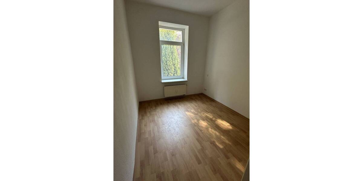Etagenwohnung Leipzig Sellerhausen-Stünz - 3 Zimmer, 65 m&sup2;, 570&euro; | Angebot:26161133
