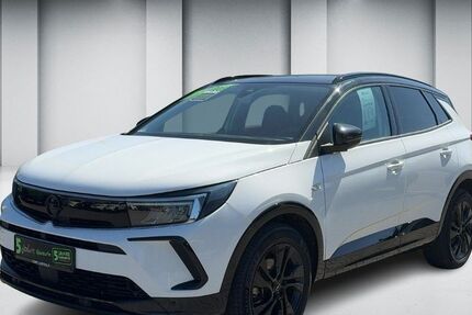 Opel Grandland (X) 39.662 km 16.990 &euro; Leipzig 04179