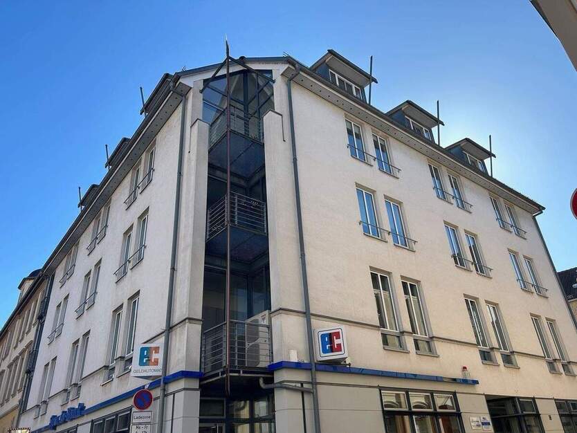 Gemütliche Dachgeschosswohnung mit Balkon im Herzen der Weißenfelser Altstadt! 3 zimmer