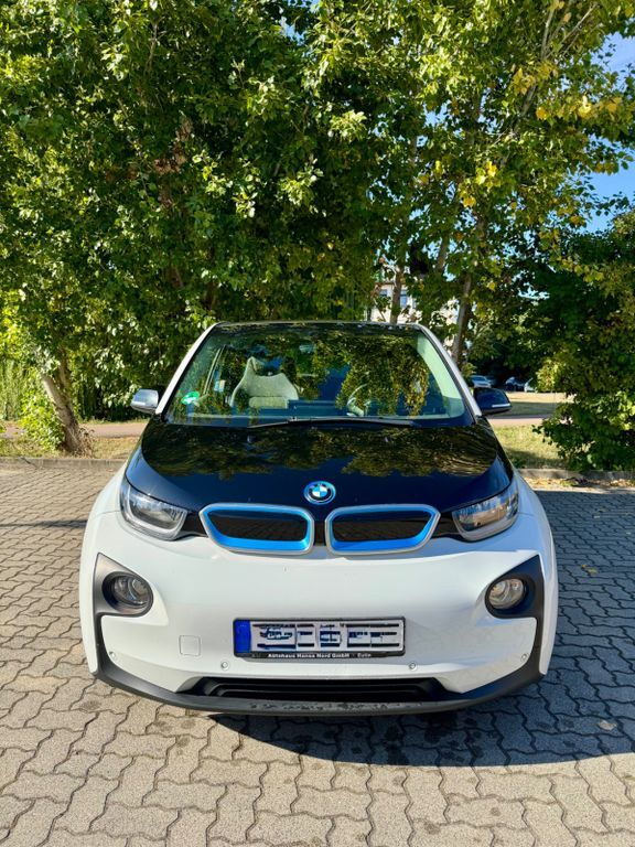 i3