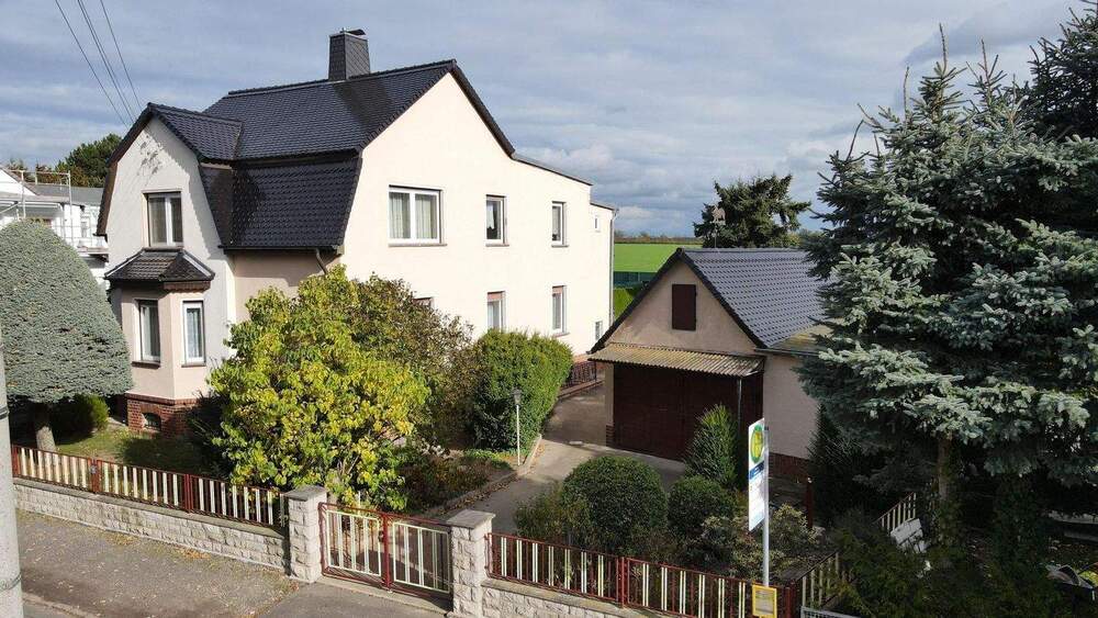 Einfamilienhaus Schkeuditz - 7 Zimmer, 153 m&sup2;, 399.000&euro; | Angebot:25677336