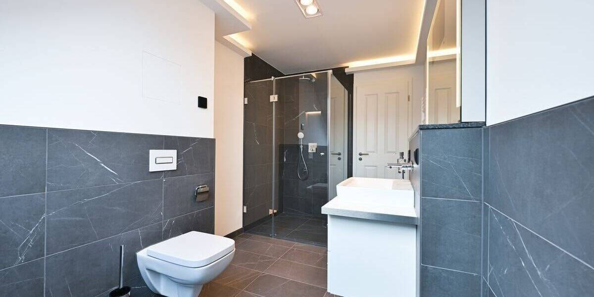 Etagenwohnung Leipzig Altlindenau - 3 Zimmer, 90 m&sup2;, 1.270&euro; | Angebot:26797192