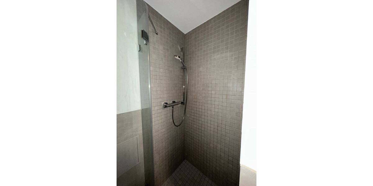 Etagenwohnung Leipzig Neulindenau - 3 Zimmer, 85 m&sup2;, 1.100&euro; | Angebot:26501143