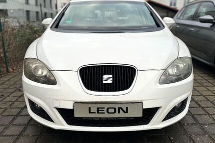 Seat Leon 157.389 km 6.500 &euro; Taucha 04425