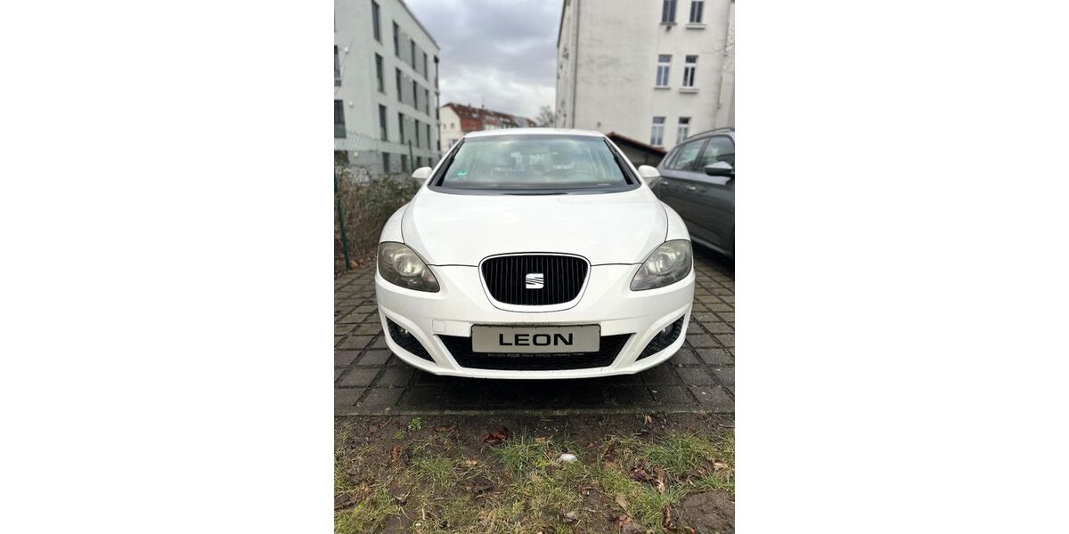 Seat Leon 157.389 km 6.500 &euro; Taucha 04425