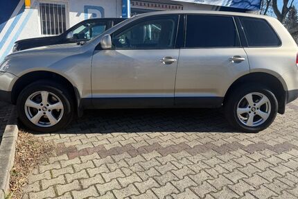 VW Touareg 196.000 km 5.500 &euro; Leipzig 04319
